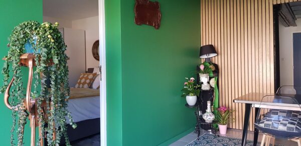 Suite Evasion – Image 2